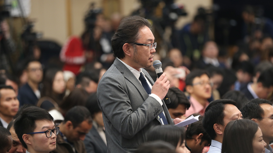 日本朝日新聞?dòng)浾? /></a>
</div>
</div>
<br />
<div id=